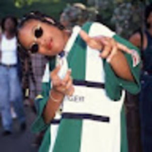 Meet your Posher, Bella